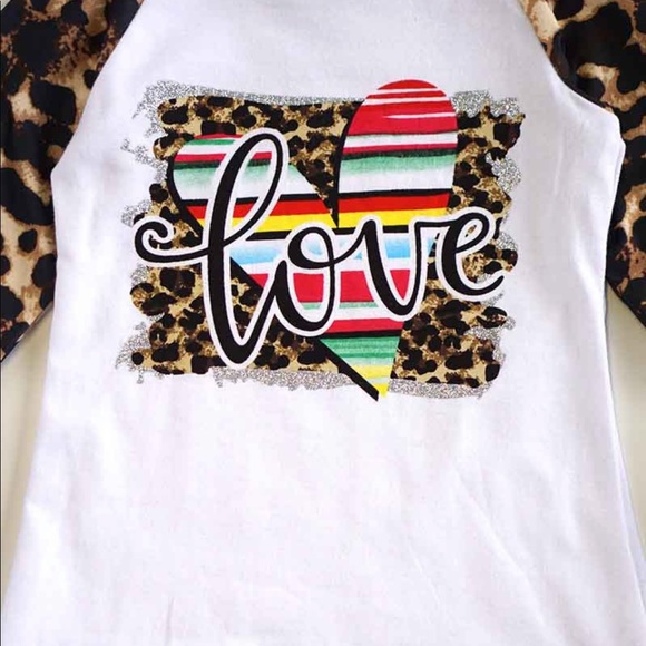 Girls Love T shirt - Picture 2 of 2